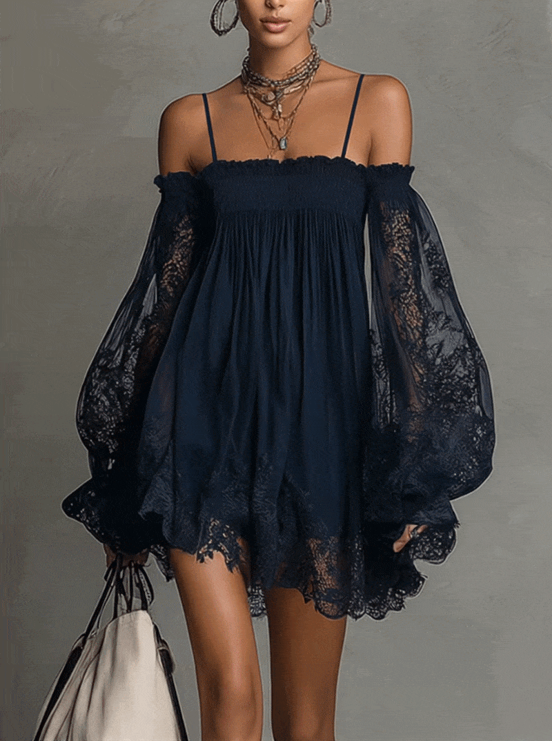 ROBE COURTE NAOMI À MANCHES TRANSPARENTES